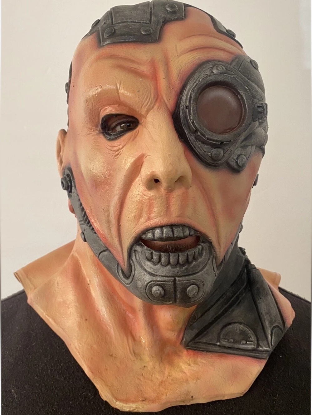 Altered Anatomy vintage 1993
"Cyborg Mad Max" style horror latex mask